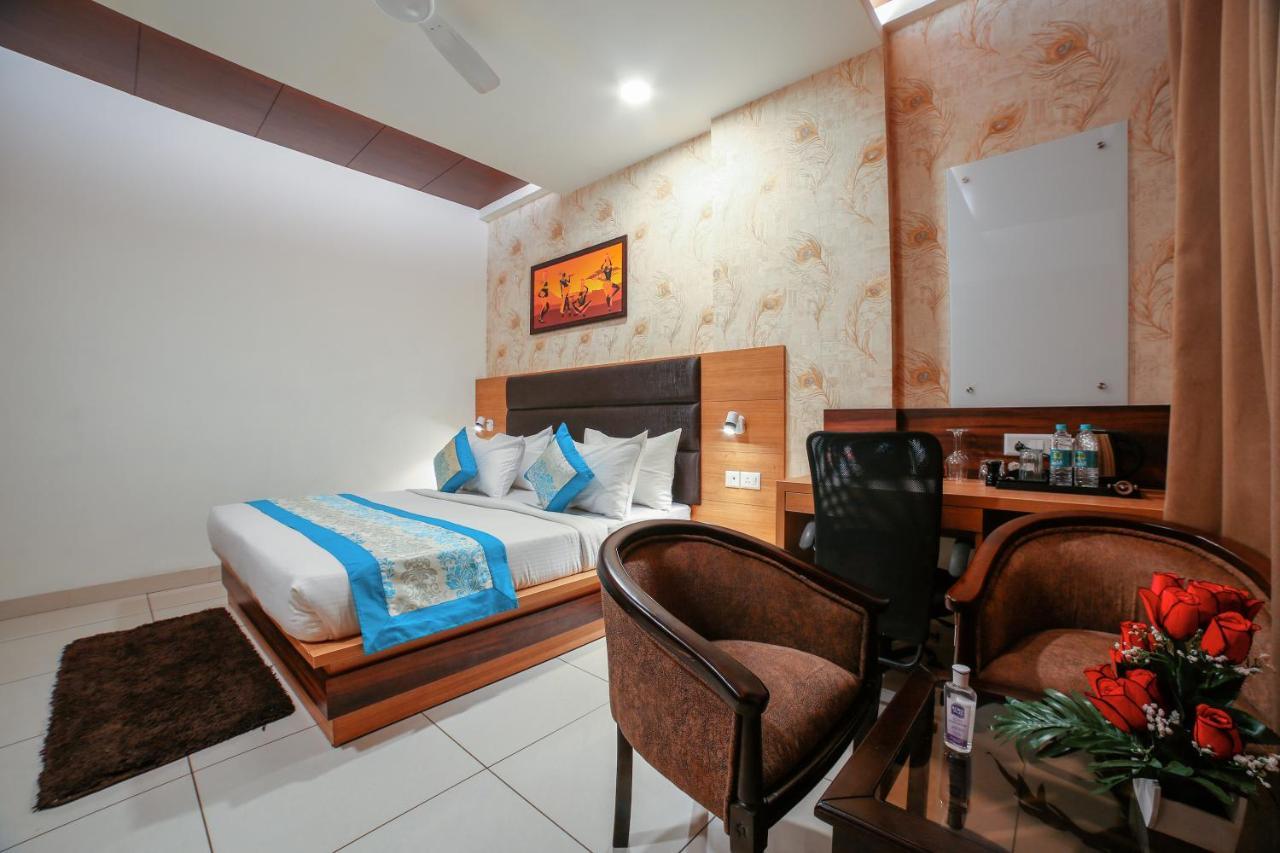 Hotel Grand Regency By Jmd Group Near Delhi Igi Airport Nuova Delhi Esterno foto