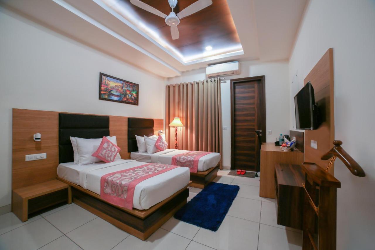 Hotel Grand Regency By Jmd Group Near Delhi Igi Airport Nuova Delhi Esterno foto